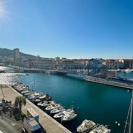Spacious & Comfortable 2-bedroom Apt, Terrace, Pool, Parking * Sète